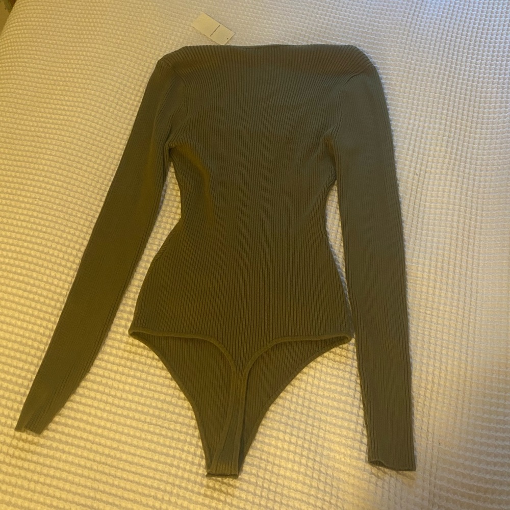 Abercrombie & Fitch Olive Green Ribbed Bodysuit - Picture 2 of 4